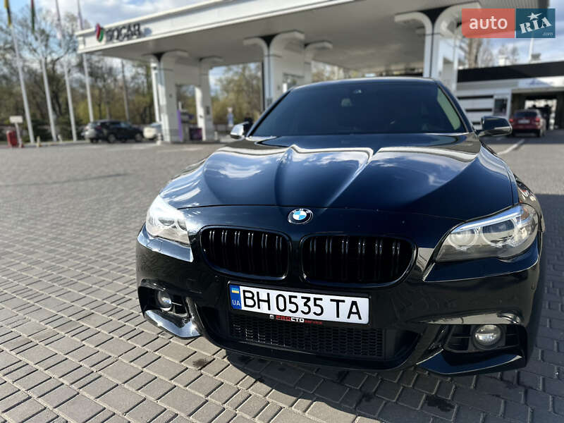 Седан BMW 5 Series 2013 в 