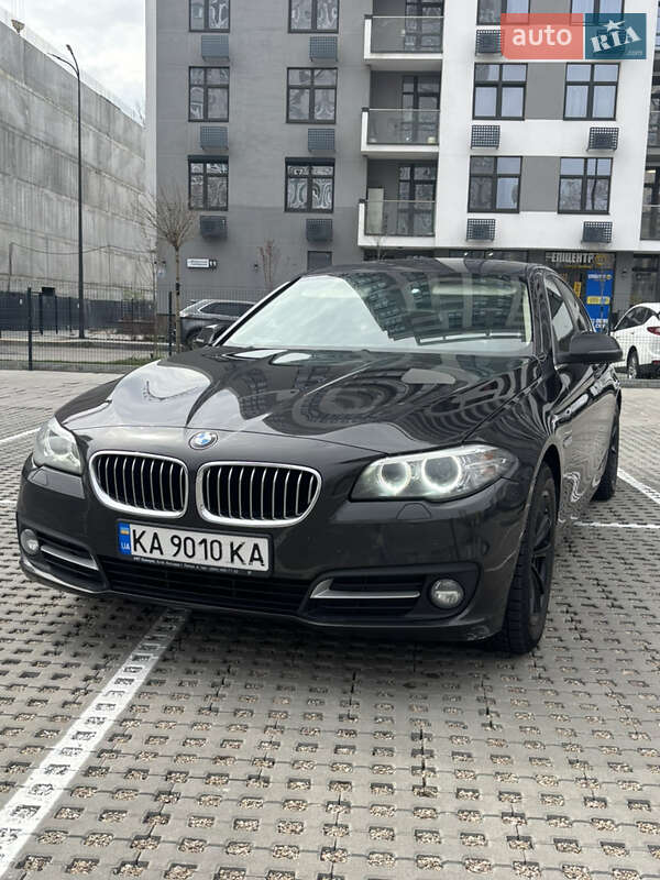Седан BMW 5 Series 2016 в 