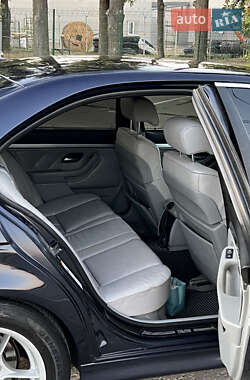 Седан BMW 5 Series 2001 в 