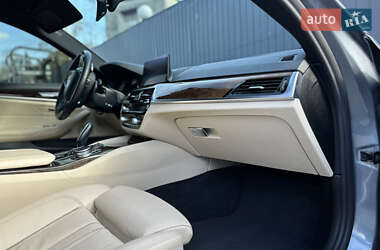 Седан BMW 5 Series 2019 в 