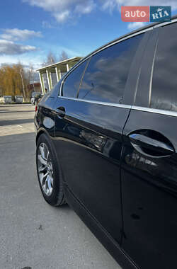 Седан BMW 5 Series 2012 в 