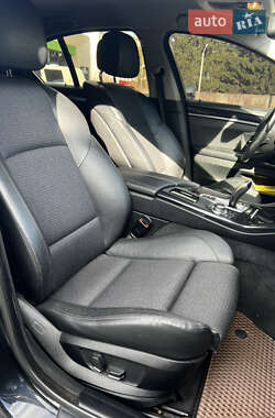 Седан BMW 5 Series 2012 в 