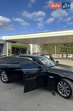 Седан BMW 5 Series 2012 в 
