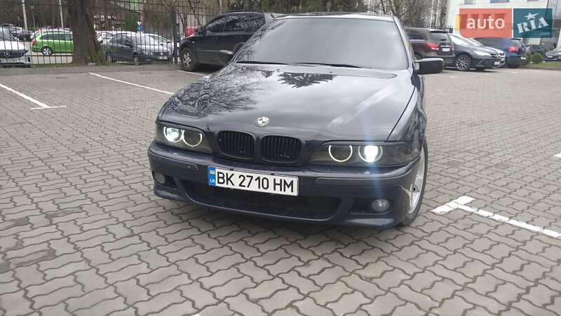Седан BMW 5 Series 2001 в Луцке