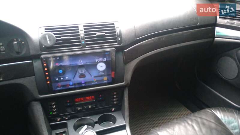 Седан BMW 5 Series 2001 в Луцке