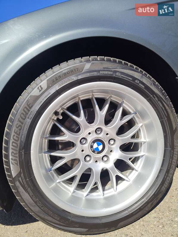 Седан BMW 5 Series 2003 в Черновцах