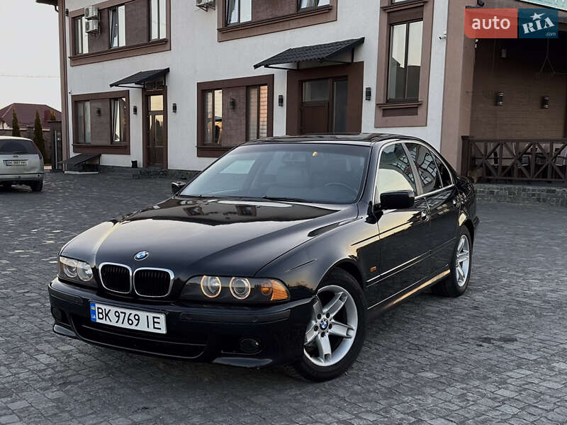 Седан BMW 5 Series 2001 в Ровно