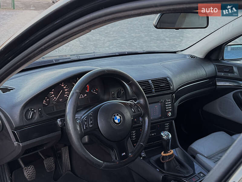 Седан BMW 5 Series 2001 в Ровно
