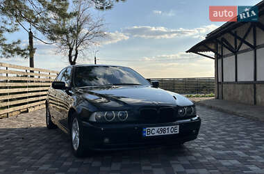 Седан BMW 5 Series 2001 в 