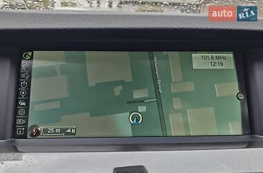 Седан BMW 5 Series 2012 в 