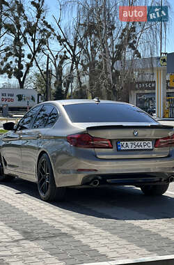 Седан BMW 5 Series 2017 в 