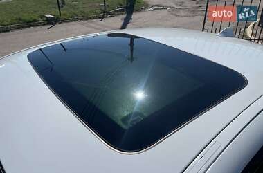 Седан BMW 5 Series 2012 в 
