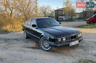 Седан BMW 5 Series 1989 в Николаеве