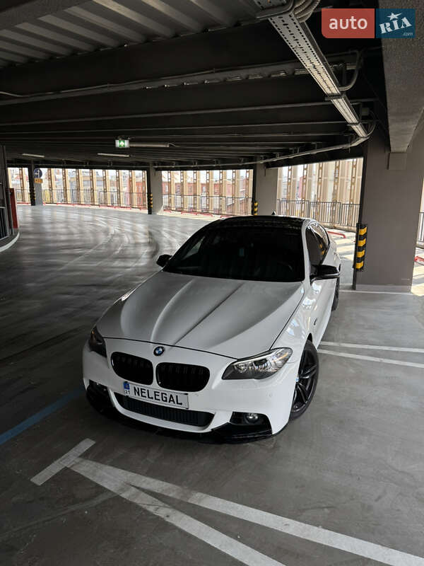 Седан BMW 5 Series 2015 в 