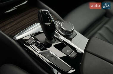 Седан BMW 5 Series 2018 в 