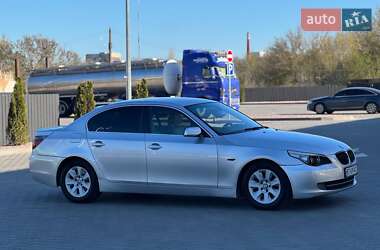 Седан BMW 5 Series 2005 в 