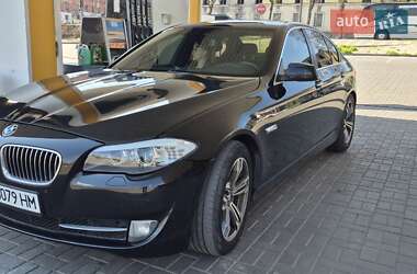 Седан BMW 5 Series 2012 в 