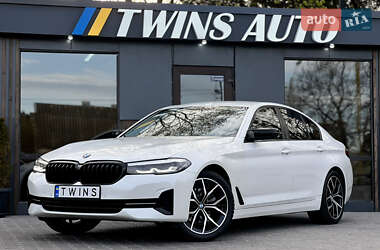 Седан BMW 5 Series 2021 в 