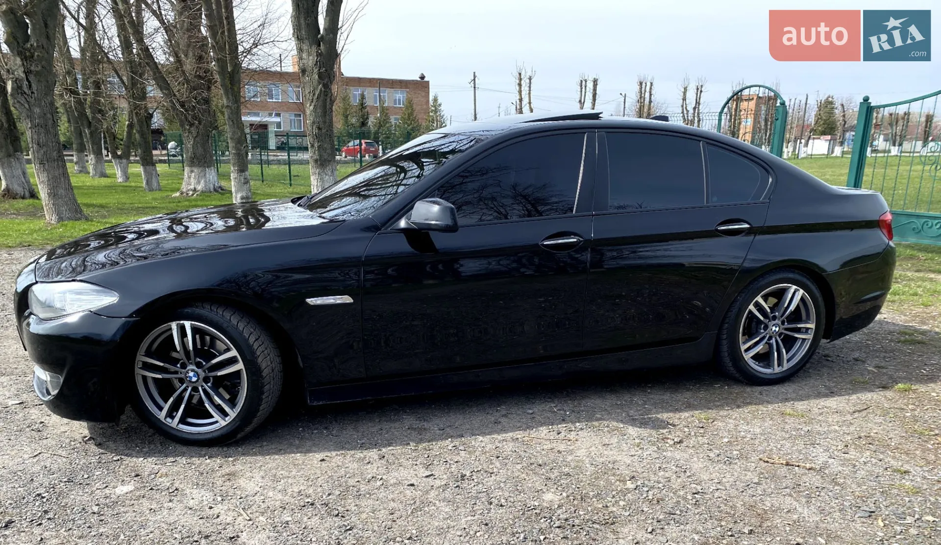 2010 BMW 5er - мініатюра 19