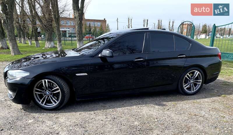 Седан BMW 5 Series 2010 в Сумах