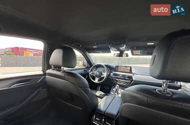 Седан BMW 5 Series 2017 в 