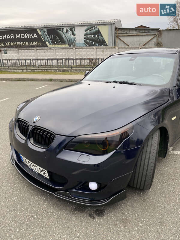 Седан BMW 5 Series 2003 в Киеве