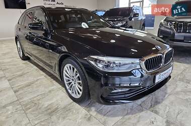 Универсал BMW 5 Series 2017 в 