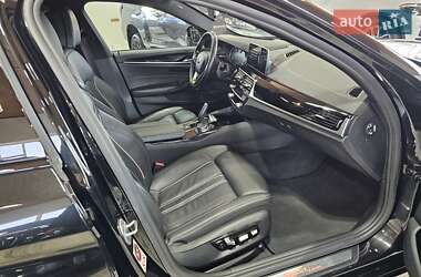 Универсал BMW 5 Series 2017 в 