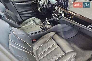 Универсал BMW 5 Series 2017 в 