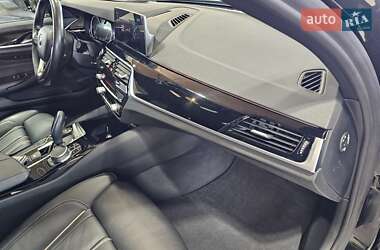Универсал BMW 5 Series 2017 в 
