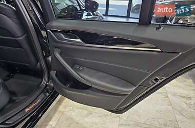 Универсал BMW 5 Series 2017 в 