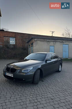 Седан BMW 5 Series 2004 в 
