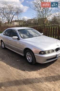 Седан BMW 5 Series 2002 в 
