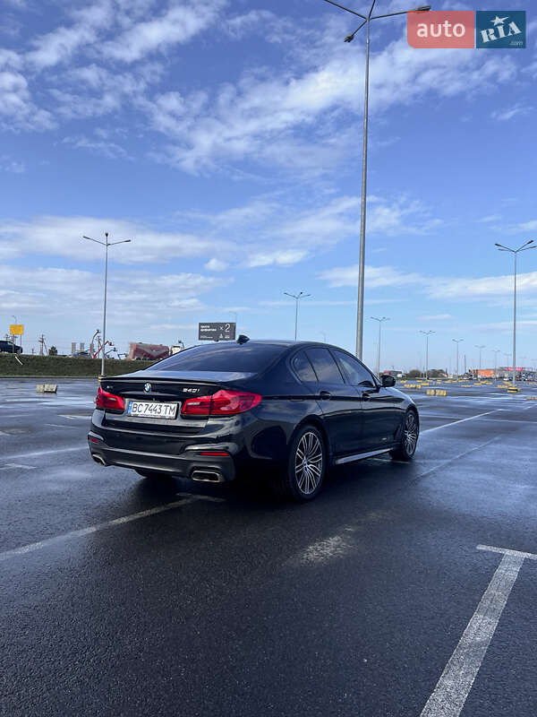 Седан BMW 5 Series 2017 в Львові