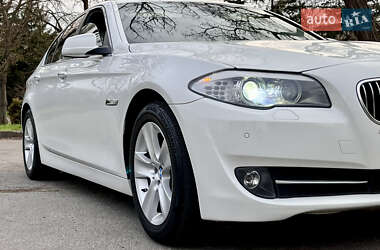 Седан BMW 5 Series 2012 в 