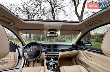 Седан BMW 5 Series 2012 в 