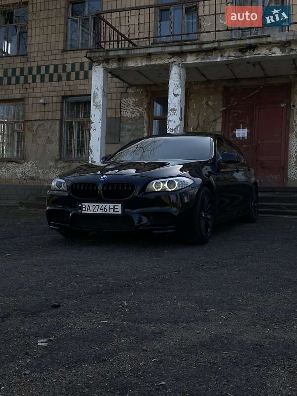 BMW 5 Series 2012
