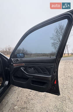 Седан BMW 5 Series 2002 в 
