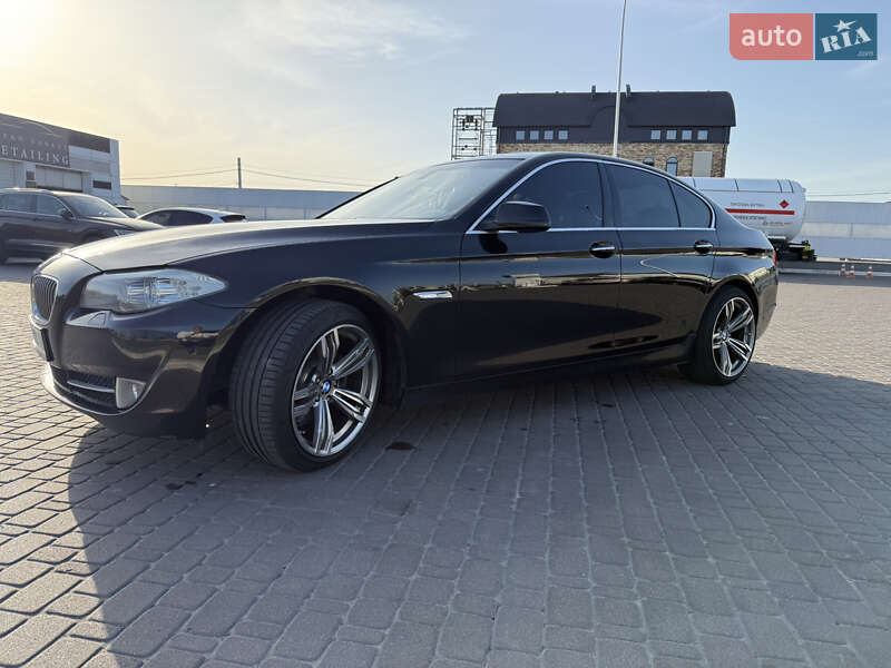 BMW 5 Series 2012