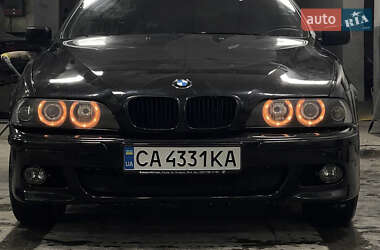 Седан BMW 5 Series 2000 в 