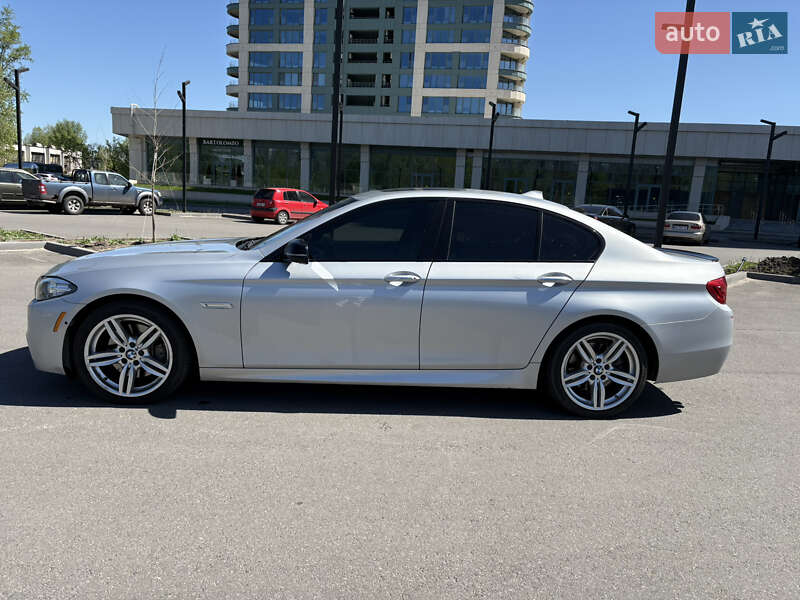 Седан BMW 5 Series 2013 в Дніпрі