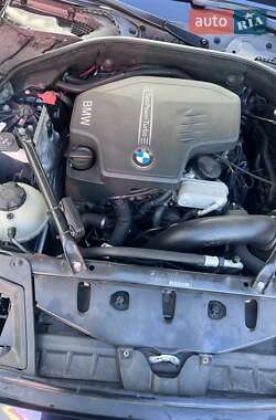 Седан BMW 5 Series 2012 в 