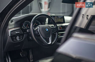 Седан BMW 5 Series 2017 в 