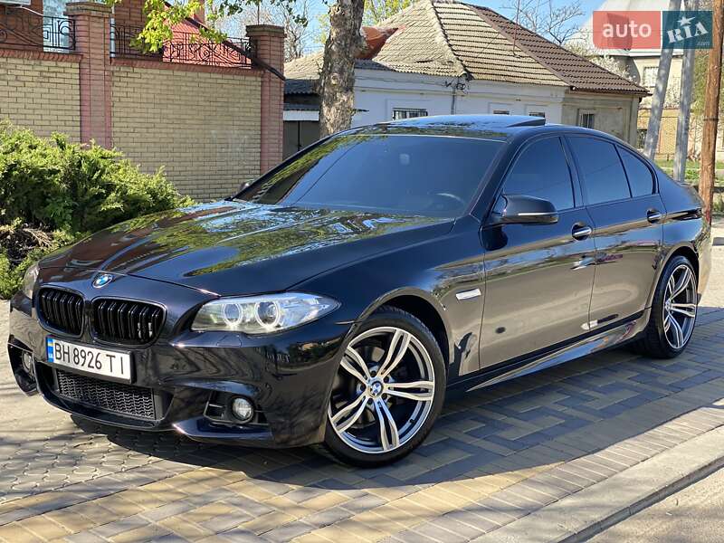 Седан BMW 5 Series 2013 в 
