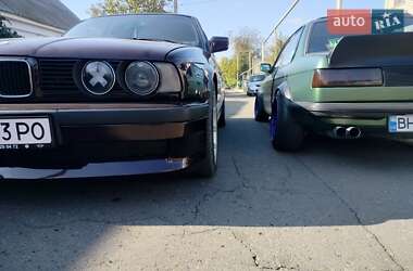 Седан BMW 5 Series 1990 в 