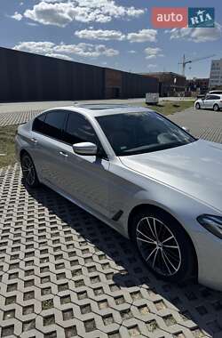 Седан BMW 5 Series 2020 в 
