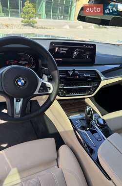 Седан BMW 5 Series 2020 в 