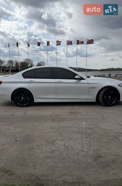 Седан BMW 5 Series 2016 в 