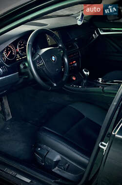 Седан BMW 5 Series 2012 в 