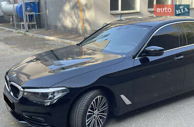 Седан BMW 5 Series 2017 в 